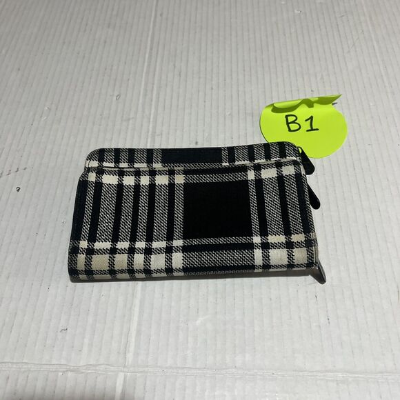 Thirty One Womens Wallet Black Gray White Plaid Zipper Spacious Rectangular - Picture 1 of 7
